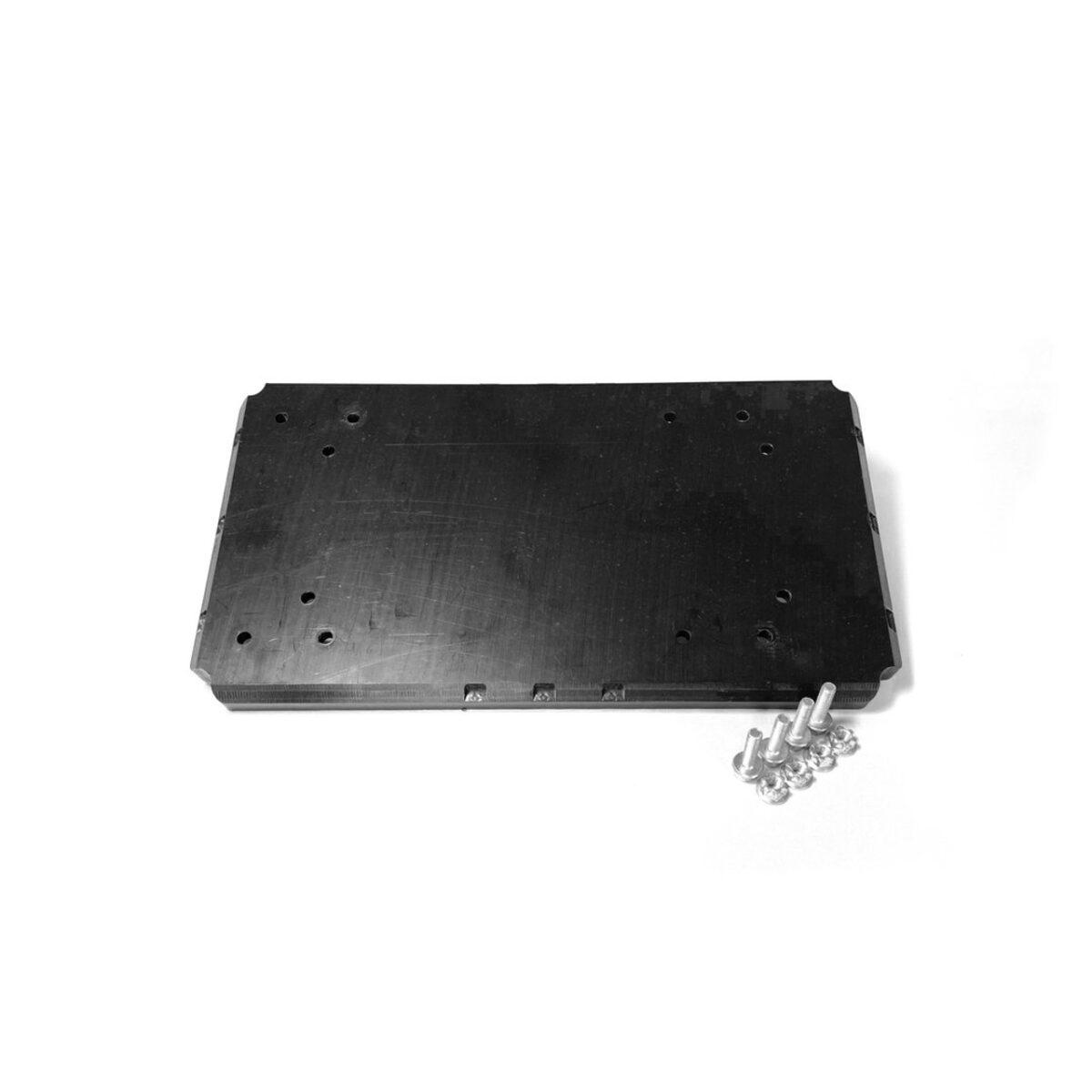 LithiumNEXT Adapterplatte M & L (278 mm & 315 mm) – Bild 1