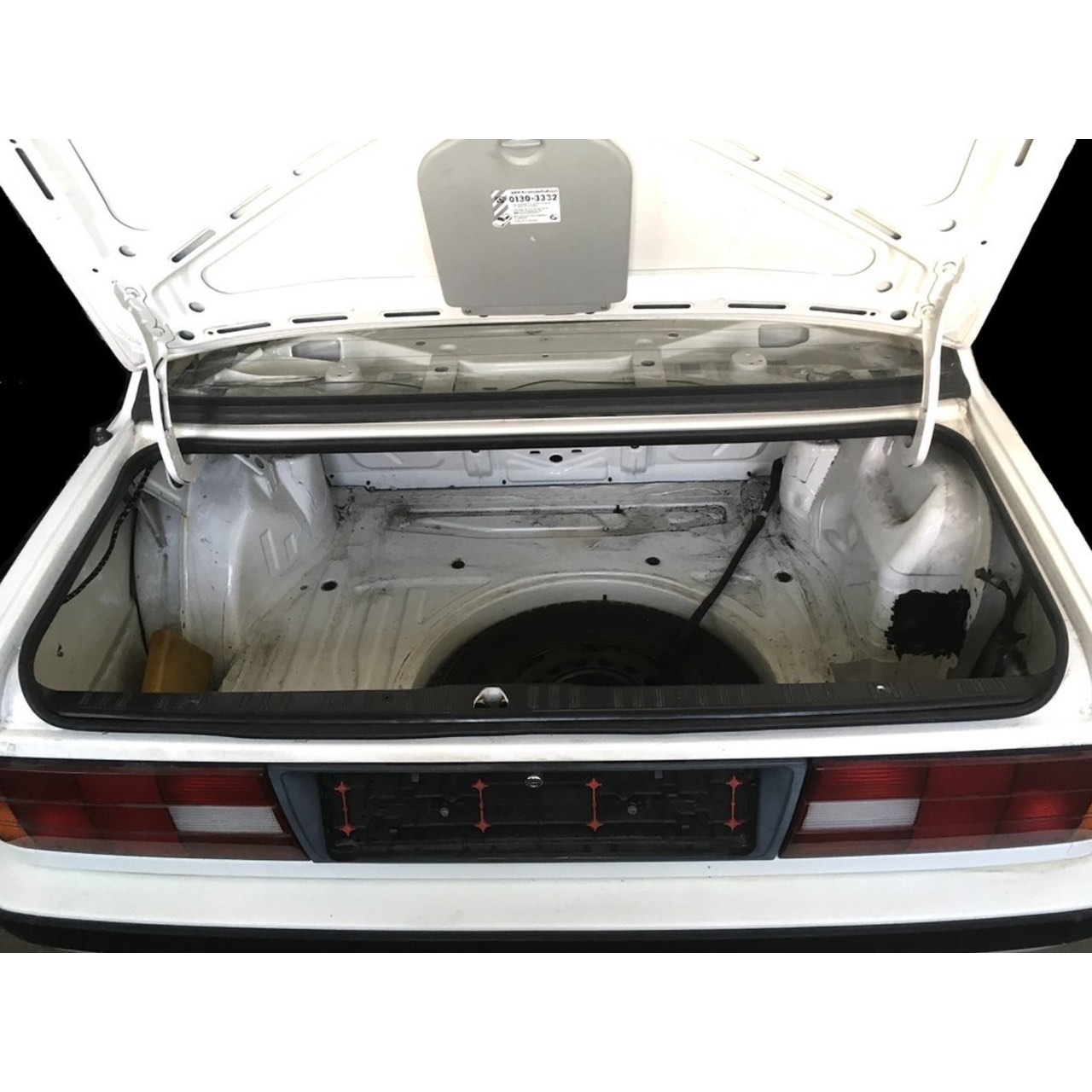 55095_Burkhart_Engineering_Kofferraumdichtung_E30_M3_BMW_2_1280 Dichtung