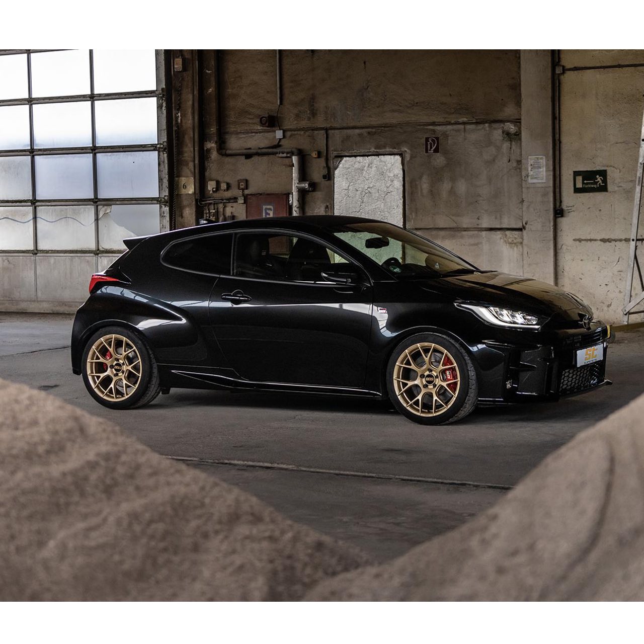 55419 - ST Gewindefahrwerk XTA PLUS 3 passend für Toyota Yaris GR 4 Fahrwerk