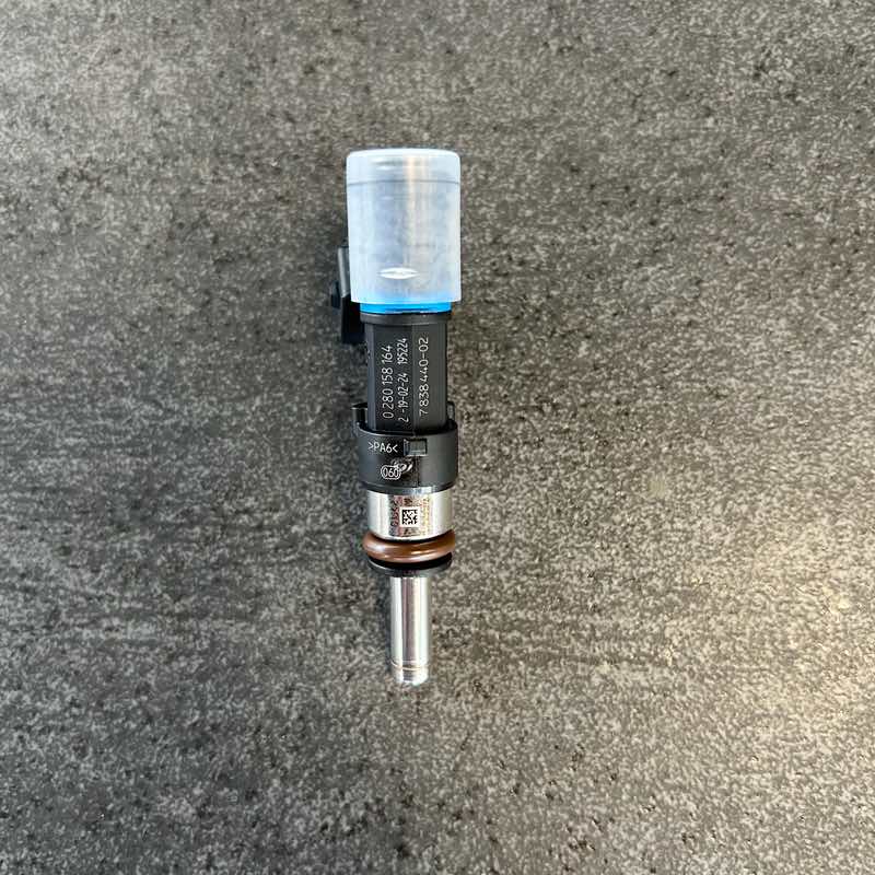 55751 - Bosch Kraftstoff-Einspritzdüsen Set passend für BMW S65 E9x_1 Bosch Einspritzdüsen passend für S65