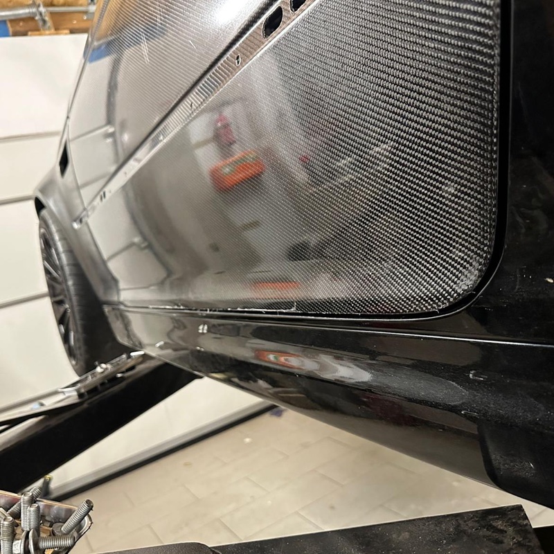 55896 - Kohlefaser Leichtbau Türen passend für E46 Coupe inkl. M3 BMW 5 Kohlefasertüre